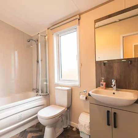 Bella Rose With Hot Tub 马尔顿