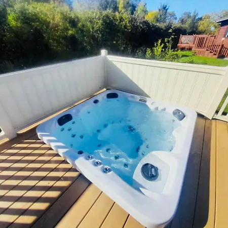 Bella Rose With Hot Tub 度假居